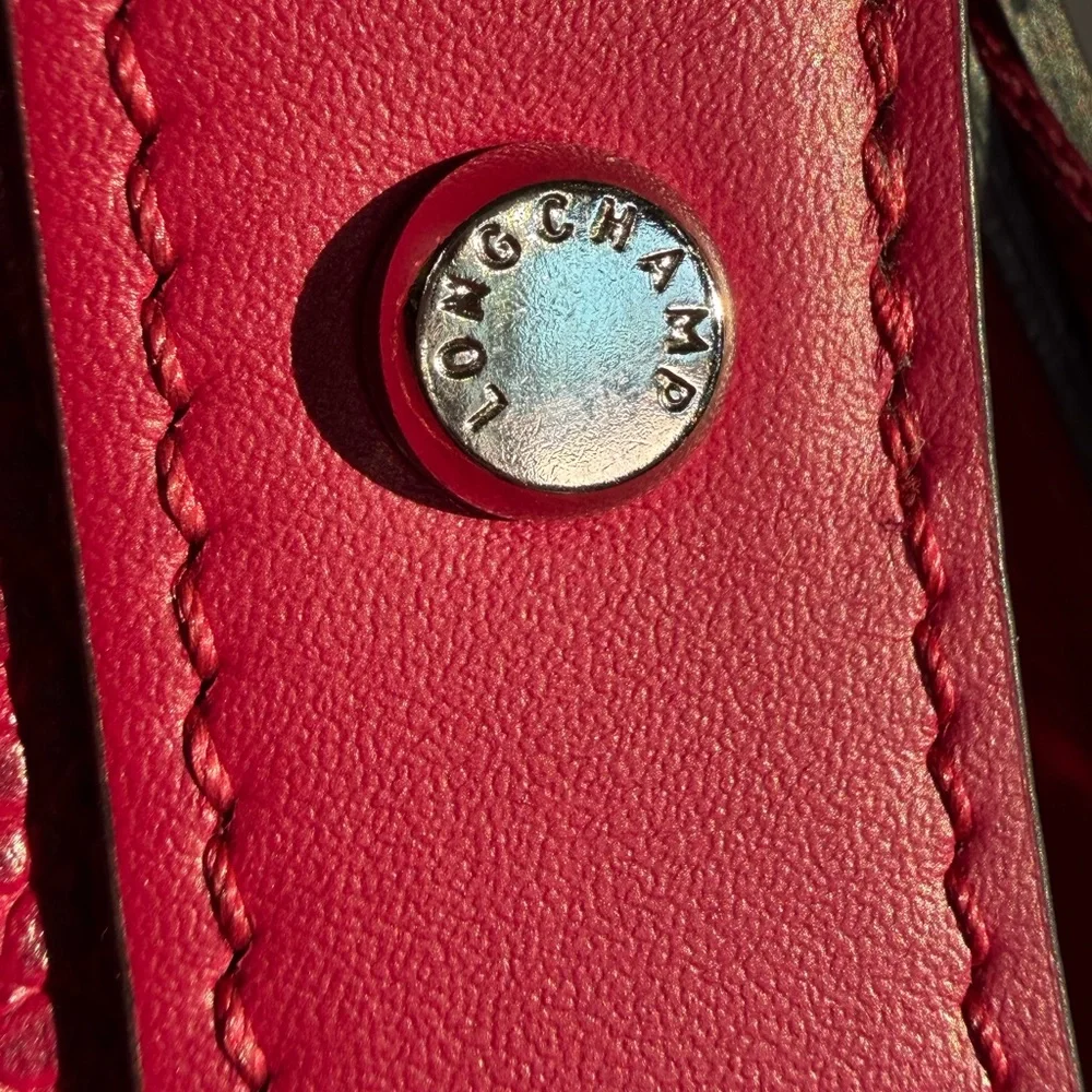 Longchamp Le’Foulonne S Leather Crossbody Beetroot Magenta Like New - Picture 13 of 17